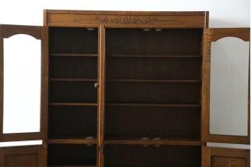 中古　カントリーハウス　10thアニバーサリー1985　収納力抜群!クラシカルな佇まいが魅力のキャビネット　(R-063142)