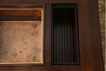 和製ビンテージ　美品　花梨(カリン)材　趣を感じる佇まいが魅力的な関西火鉢(木製火鉢、長火鉢、囲炉裏、ローテーブル、座卓、ヴィンテージ)(R-063143)