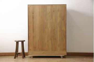 中古　美品　高級品　国産職人手造り　総桐　漆塗り　凝った金具が目を引く民芸箪笥(和タンス、収納箪笥、衣装たんす、桐箪笥、引き出し)(R-063146)