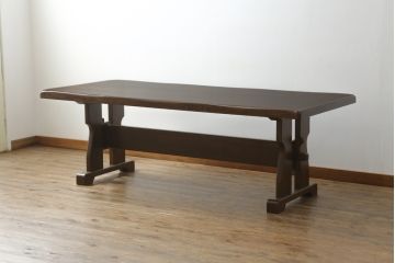 中古　美品　北海道旭川家具　山室家具製作所　ナラ材　天板極厚　木の温もりを感じるダイニングテーブル(食卓、4人掛け、6人掛け)(R-063148)