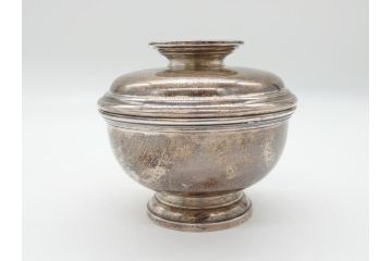 ビンテージ　TIFFANY & CO. STERLING 1012　銀製　蓋つき小物入れ(ヴィンテージ、シルバー、ふた付き小物入れ、マルチケース、ジャー、シュガーポット)(R-063165)