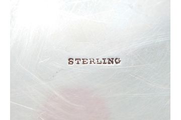 ビンテージ　TIFFANY & CO. STERLING 1012　銀製　蓋つき小物入れ(ヴィンテージ、シルバー、ふた付き小物入れ、マルチケース、ジャー、シュガーポット)(R-063165)