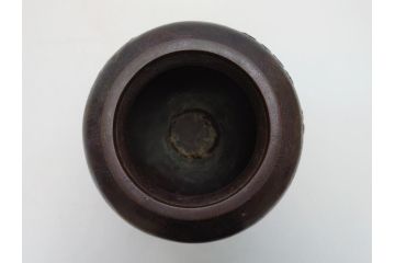 双泉堂　山水図　雷紋　紫斑銅　銅花瓶(斑紫銅、花器、花入、花生、記念品、大正九年三月)(R-063166)