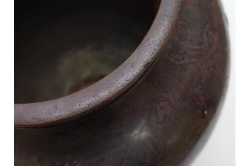 双泉堂　山水図　雷紋　紫斑銅　銅花瓶(斑紫銅、花器、花入、花生、記念品、大正九年三月)(R-063166)