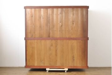 和製アンティーク　丸桟引き戸　凛とした美しさが上品な和を演出してくれる近江水屋箪笥(食器棚、戸棚、収納棚、キャビネット、重ね箪笥)(R-063171)
