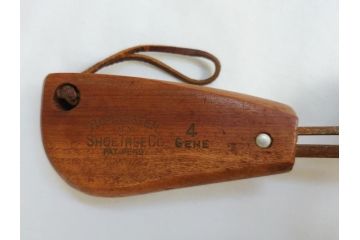 ROCHESTER N.Y. SHOETREE CO. Lloyd & Haig(ロイド&ヘイグ) PERFECTA MARQUE DEPOSEE シューキーパー4足&片足セット(木型、木製、シューツリー、シューストレッチャー)(R-063193)