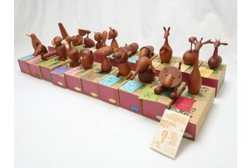 ROYAL PET(ロイヤルペット) WOOD ANIMAL(ウッドアニマル)　千趣会　可愛らしいディスプレイが叶う動物20体セット(ベルメゾン、欧風、北欧、デンマーク、木製人形、おもちゃ、オブジェ、置物、インテリア雑貨)(R-063202)
