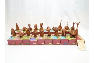 ROYAL PET(ロイヤルペット) WOOD ANIMAL(ウッドアニマル)　千趣会　可愛らしいディスプレイが叶う動物20体セット(ベルメゾン、欧風、北欧、デンマーク、木製人形、おもちゃ、オブジェ、置物、インテリア雑貨)(R-063202)
