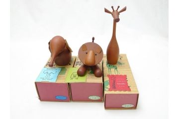 ROYAL PET(ロイヤルペット) WOOD ANIMAL(ウッドアニマル)　千趣会　可愛らしいディスプレイが叶う動物20体セット(ベルメゾン、欧風、北欧、デンマーク、木製人形、おもちゃ、オブジェ、置物、インテリア雑貨)(R-063202)