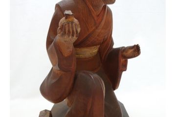 彫刻家　三国慶一　木彫の置物(少女、女の子、着物、石榴、ざくろ、ザクロ)(R-063204)