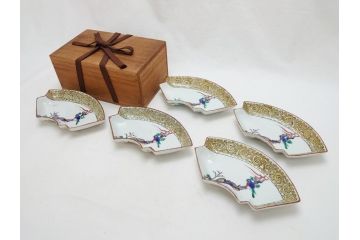  	明治期　九谷焼　二重角福　色絵　木に鳥文　変形皿5枚セット(共箱付き、和皿、和食器)(R-063205)
