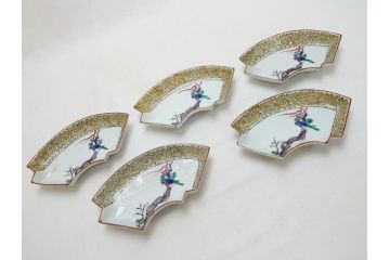  	明治期　九谷焼　二重角福　色絵　木に鳥文　変形皿5枚セット(共箱付き、和皿、和食器)(R-063205)