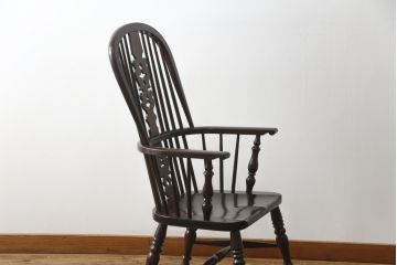 中古　松本民芸家具　#44A型　シックな色合いとクラシカルな佇まいが魅力のウィンザーチェア(ウインザーチェア、アームチェア、板座チェア、ダイニングチェア、椅子、イス)(定価約20万円)(R-063209)