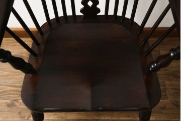 中古　松本民芸家具　#44A型　シックな色合いとクラシカルな佇まいが魅力のウィンザーチェア(ウインザーチェア、アームチェア、板座チェア、ダイニングチェア、椅子、イス)(定価約20万円)(R-063209)
