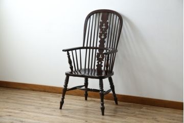 中古　松本民芸家具　#44A型　シックな色合いとクラシカルな佇まいが魅力のウィンザーチェア(ウインザーチェア、アームチェア、板座チェア、ダイニングチェア、椅子、イス)(定価約20万円)(R-063210)