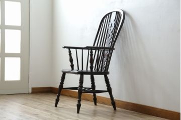中古　松本民芸家具　#44A型　シックな色合いとクラシカルな佇まいが魅力のウィンザーチェア(ウインザーチェア、アームチェア、板座チェア、ダイニングチェア、椅子、イス)(定価約20万円)(R-063212)