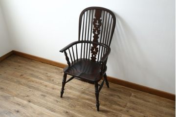 中古　松本民芸家具　#44A型　シックな色合いとクラシカルな佇まいが魅力のウィンザーチェア(ウインザーチェア、アームチェア、板座チェア、ダイニングチェア、椅子、イス)(定価約20万円)(R-063212)