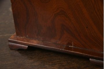 和製アンティーク　美品　総欅(ケヤキ)材　前面玉杢　総漆塗り　はっきりとした杢目が目を引く庄内小引き出し(小物収納、卓上収納)(R-063218)