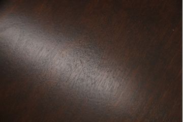 中古　北海道民芸家具　シックな佇まいの楕円形サイドテーブル(カフェテーブル、コーヒーテーブル)(R-063221)