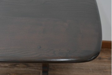 イギリスヴィンテージ　ERCOL(アーコール)　クラシカルな雰囲気漂うダイニングテーブル(4人掛け、6人掛け、食卓、ヴィンテージ)(R-063223)