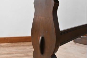 イギリスヴィンテージ　ERCOL(アーコール)　クラシカルな雰囲気漂うダイニングテーブル(4人掛け、6人掛け、食卓、ヴィンテージ)(R-063223)