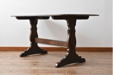 イギリスヴィンテージ　ERCOL(アーコール)　クラシカルな雰囲気漂うダイニングテーブル(4人掛け、6人掛け、食卓、ヴィンテージ)(R-063223)