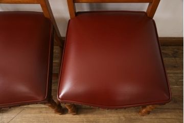 中古　美品　横浜クラシック家具　ダニエル(daniel)　ミッシェル　本革　クラシカルな雰囲気漂うデザインがおしゃれなレザーチェア2脚セット(ダイニングチェア、椅子、本革)(1脚定価約20万円)(R-063229)