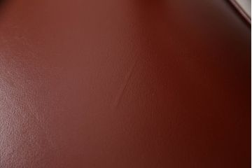 中古　美品　横浜クラシック家具　ダニエル(daniel)　ミッシェル　本革　クラシカルな雰囲気漂うデザインがおしゃれなレザーチェア2脚セット(ダイニングチェア、椅子、本革)(1脚定価約20万円)(R-063229)