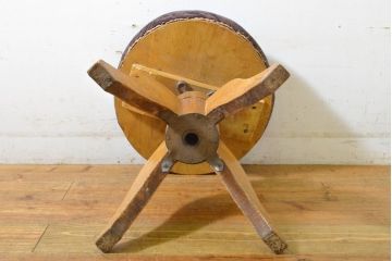 和製アンティーク　曲線の脚が可愛らしい回転スツール(丸椅子、回転チェア、イス、椅子)(R-063232)
