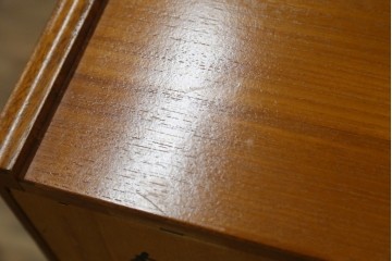 イギリスビンテージ　nathan(ネイサン)　スタイリッシュなデザインがお洒落なサイドキャビネット　(R-063240)