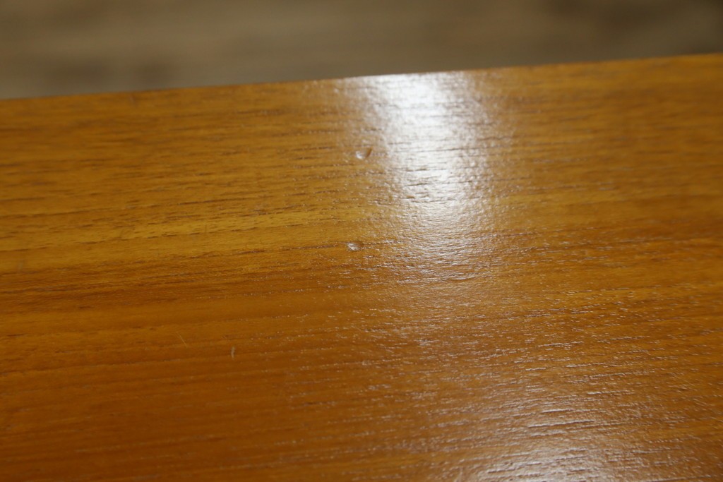 イギリスビンテージ　nathan(ネイサン)　スタイリッシュなデザインがお洒落なサイドキャビネット　(R-063240)