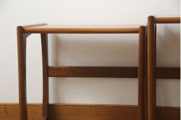 イギリスビンテージ　北欧スタイル　G-PLAN(ジープラン)　温かみのある木味が魅力のネストテーブル(サイドテーブル、カフェテーブル、ヴィンテージ)(R-063242)