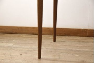 ビンテージ家具　A.H McINTOSH(マッキントッシュ)　チーク材　シンプルで洗練された佇まいのエクステンションテーブル(ダイニングテーブル、4人掛け、6人掛け、ヴィンテージ)(R-063248)