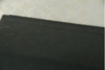 イギリスアンティーク　マホガニー材　クロウ&ボールの脚がクラシカルな雰囲気を高めるキャビネット(ショーケース、戸棚、収納棚、飾り棚、ガラスケース)(R-063249)