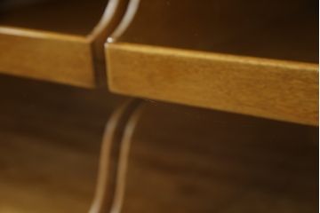 イギリスアンティーク　明るい色合いが魅力的なレトロな雰囲気漂うシャツケース(ショーケース、戸棚、陳列棚、店舗什器、ガラスケース)(R-063250)