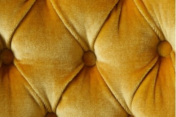 イギリスアンティーク　マホガニー材　イエローカラーのファブリックが空間を華やかに彩るサロンチェア　(R-063254)