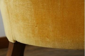 イギリスアンティーク　マホガニー材　イエローカラーのファブリックが空間を華やかに彩るサロンチェア　(R-063254)