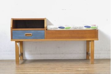 イギリスビンテージ　チーク材　お部屋のアクセントに!かわいらしい色づかいのテレフォンベンチ(サイドテーブル、コンソールテーブル、電話台、ヴィンテージ、引き出し、北欧風)(R-063260)