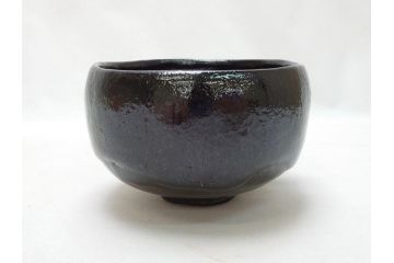 十代　大樋長左衛門　黒茶碗(大樋年郎作)　約13cm　4.3寸(共箱付き、和食器、茶道具、茶器、四寸三分)(R-063263)
