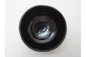 十代　大樋長左衛門　黒茶碗(大樋年郎作)　約13cm　4.3寸(共箱付き、和食器、茶道具、茶器、四寸三分)(R-063263)