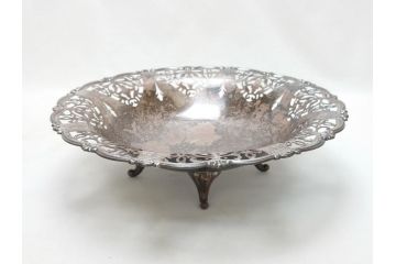 宮本商行　MIYAMOTO-SHOKO　純銀製　STERLINGSILVER　透飾貝脚　コンポート　540g　繊細な装飾がテーブルに華やぎをもたらす菓子器(皿)(R-063270)