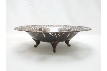 宮本商行　MIYAMOTO-SHOKO　純銀製　STERLINGSILVER　透飾貝脚　コンポート　540g　繊細な装飾がテーブルに華やぎをもたらす菓子器(皿)(R-063270)