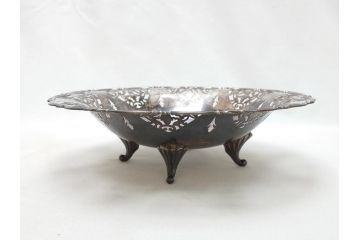 宮本商行　MIYAMOTO-SHOKO　純銀製　STERLINGSILVER　透飾貝脚　コンポート　540g　繊細な装飾がテーブルに華やぎをもたらす菓子器(皿)(R-063270)