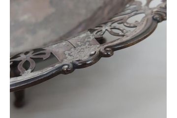 宮本商行　MIYAMOTO-SHOKO　純銀製　STERLINGSILVER　透飾貝脚　コンポート　540g　繊細な装飾がテーブルに華やぎをもたらす菓子器(皿)(R-063270)