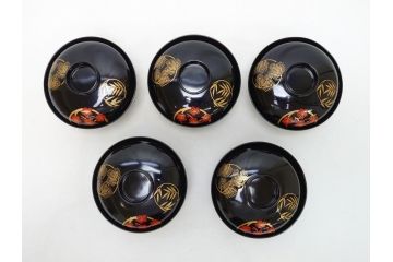 松竹梅文　蒔絵　木製　吸物椀5客セット(共箱付き、和食器、漆器、黒漆、お椀)(R-063273)