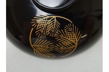 松竹梅文　蒔絵　木製　吸物椀5客セット(共箱付き、和食器、漆器、黒漆、お椀)(R-063273)