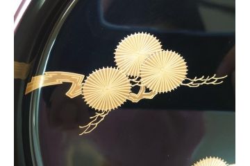 蒔絵師　吉田華正(利昭)　唐松　蒔絵　ロクロ目　盛筋　喰篭(食籠、食篭、共箱付き、菓子器、漆器)(R-063285)