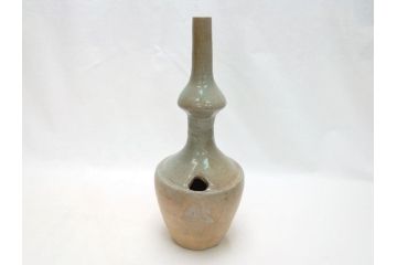 時代物　高麗青磁　一味違ったディスプレイが叶う花瓶(共箱付き、中国、李朝、花器、花生、陶磁器)(R-063286)