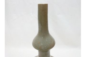 時代物　高麗青磁　一味違ったディスプレイが叶う花瓶(共箱付き、中国、李朝、花器、花生、陶磁器)(R-063286)