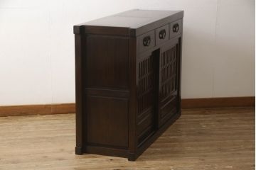 中古　美品　最高級　府中家具　松尾博昭 作　栗材　和の趣あふれる佇まいが魅力的な水屋箪笥サイドボード(食器棚、戸棚、収納棚、キャビネット)(R-063301)